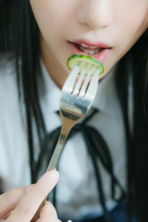 文峰挺进柔佳的身体_BD韩语免费全集观看